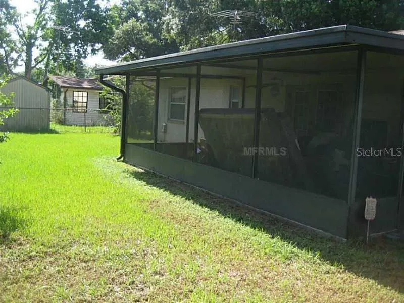 609 AVOCADO DR