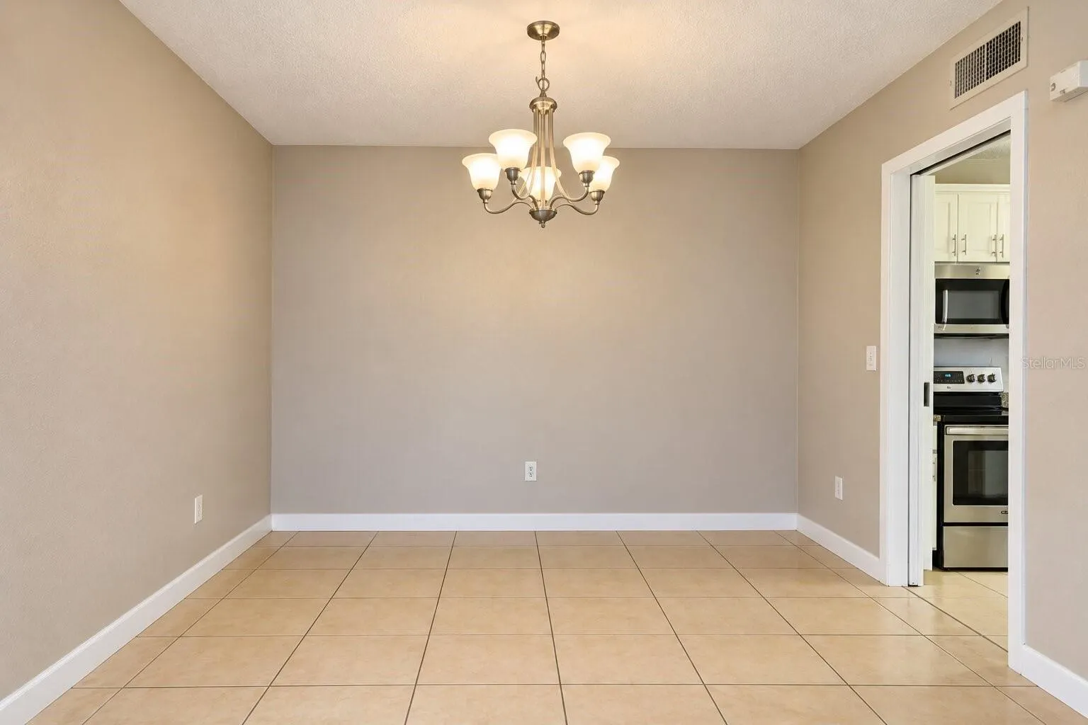 5502 LOBLOLLY CT #200 #200