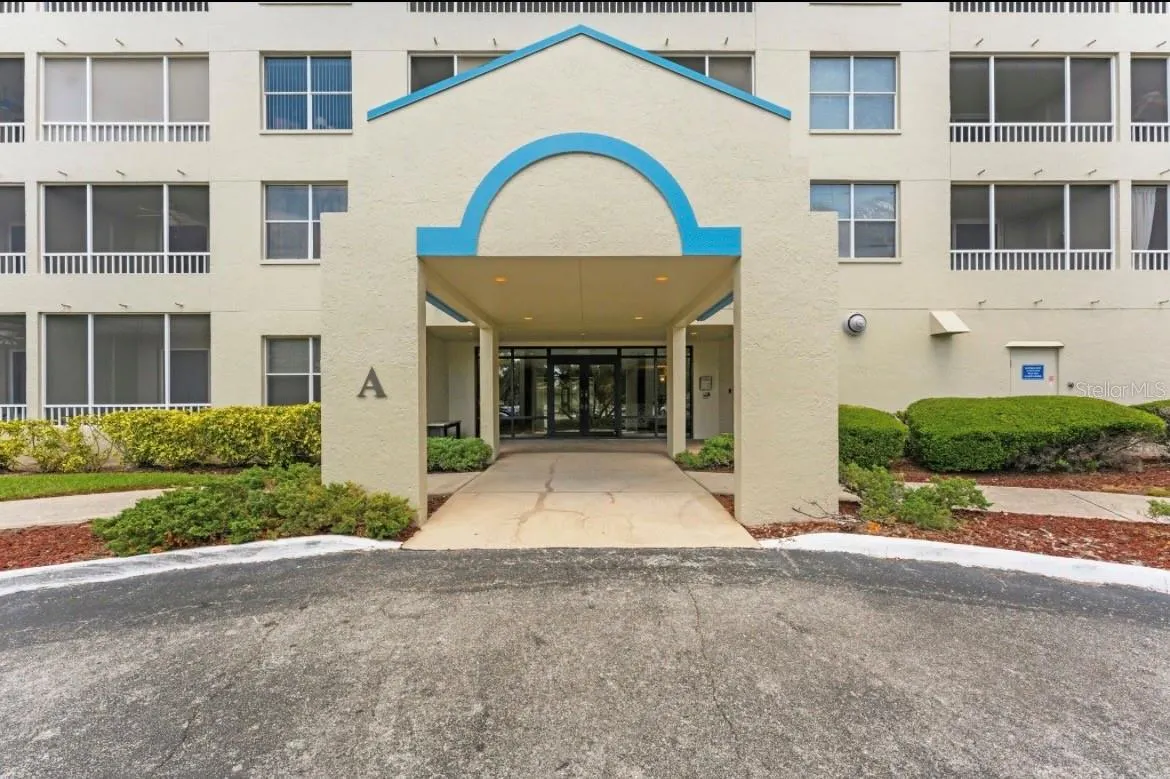 2333 FEATHER SOUND DR #A106 #A106