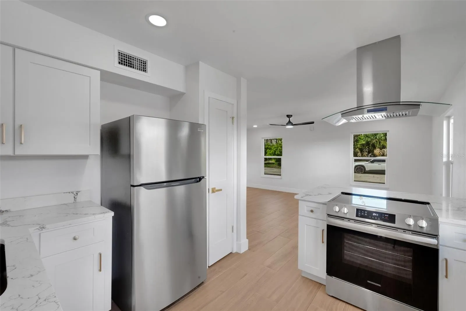 209 BEL FOREST DR #3 #3