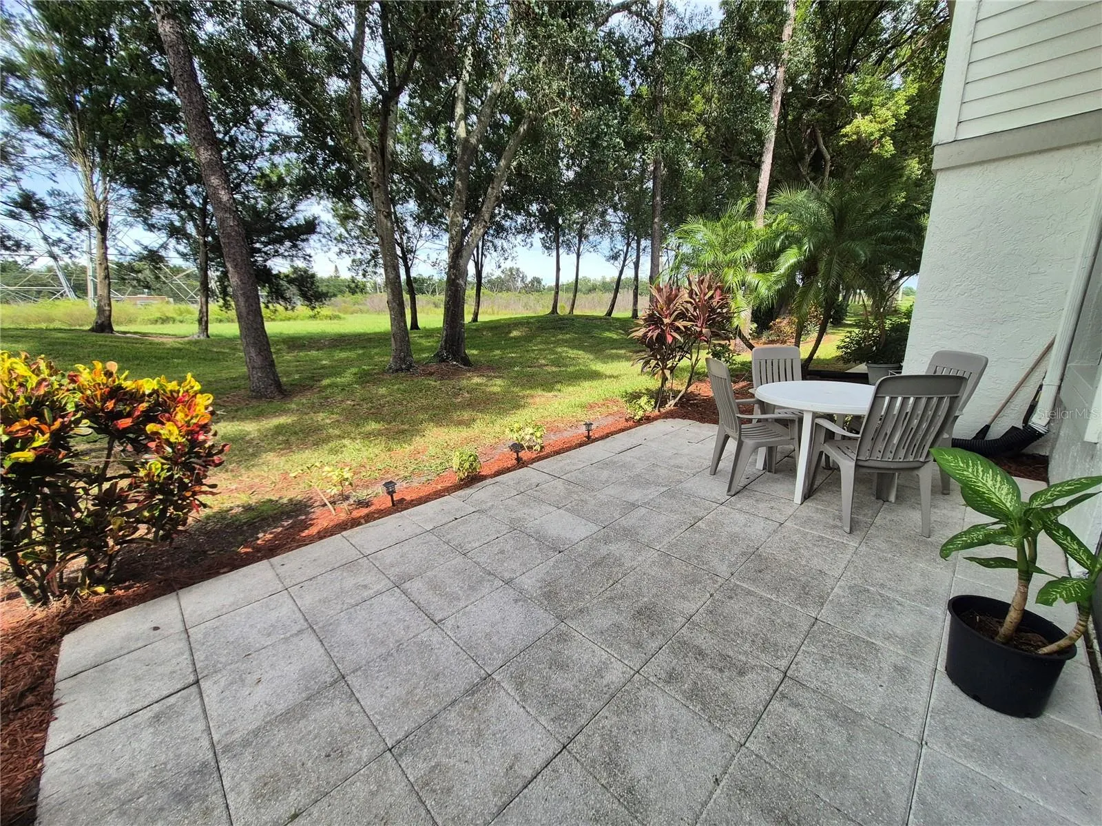 305 MEADOW LN #305 #305