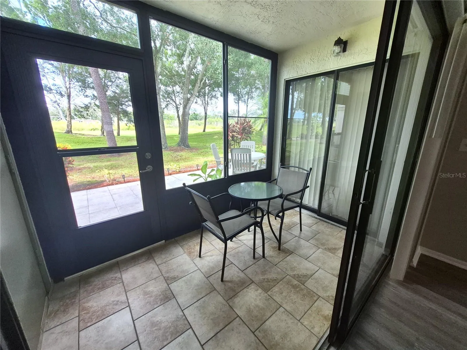 305 MEADOW LN #305 #305