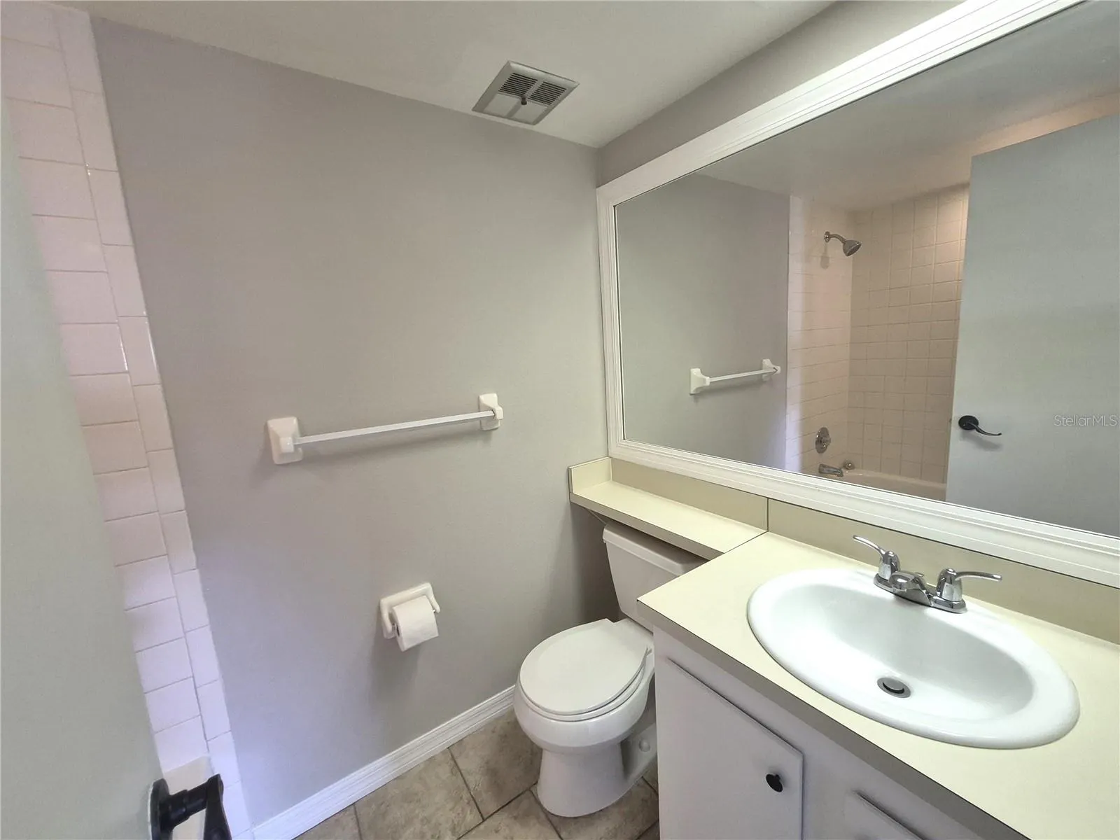 305 MEADOW LN #305 #305