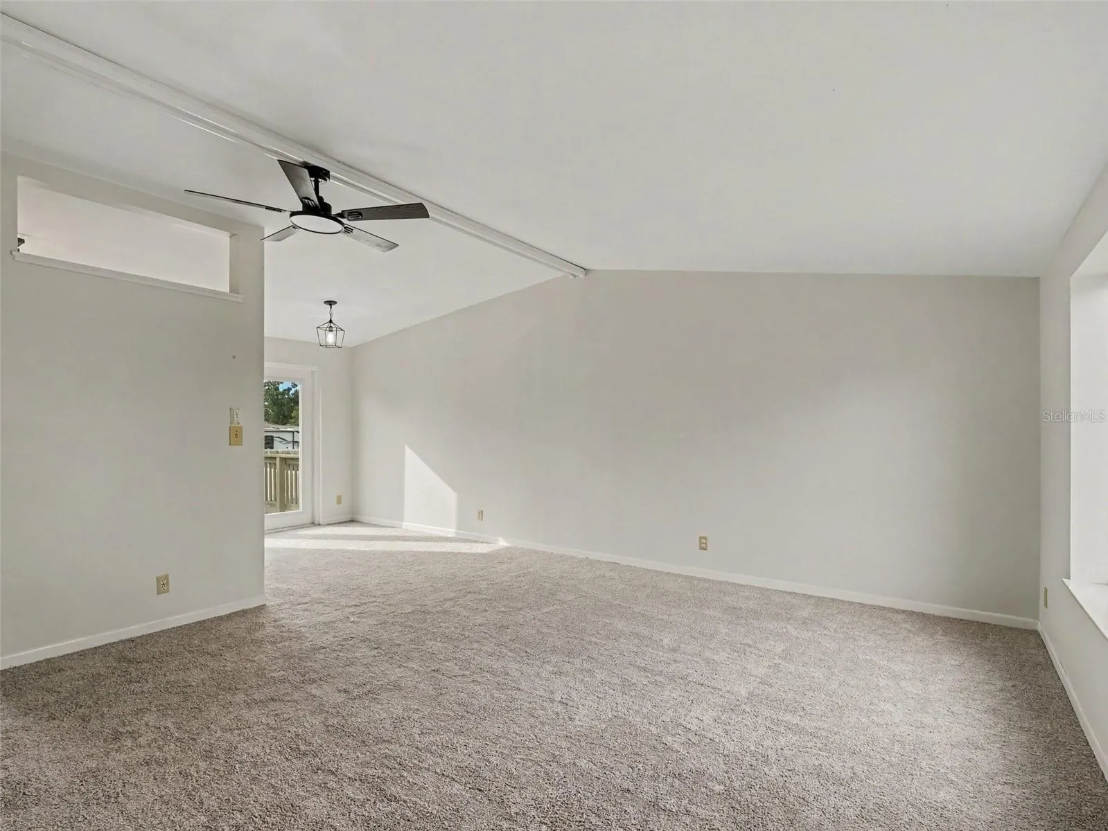 6306 FLORIDA CIR E