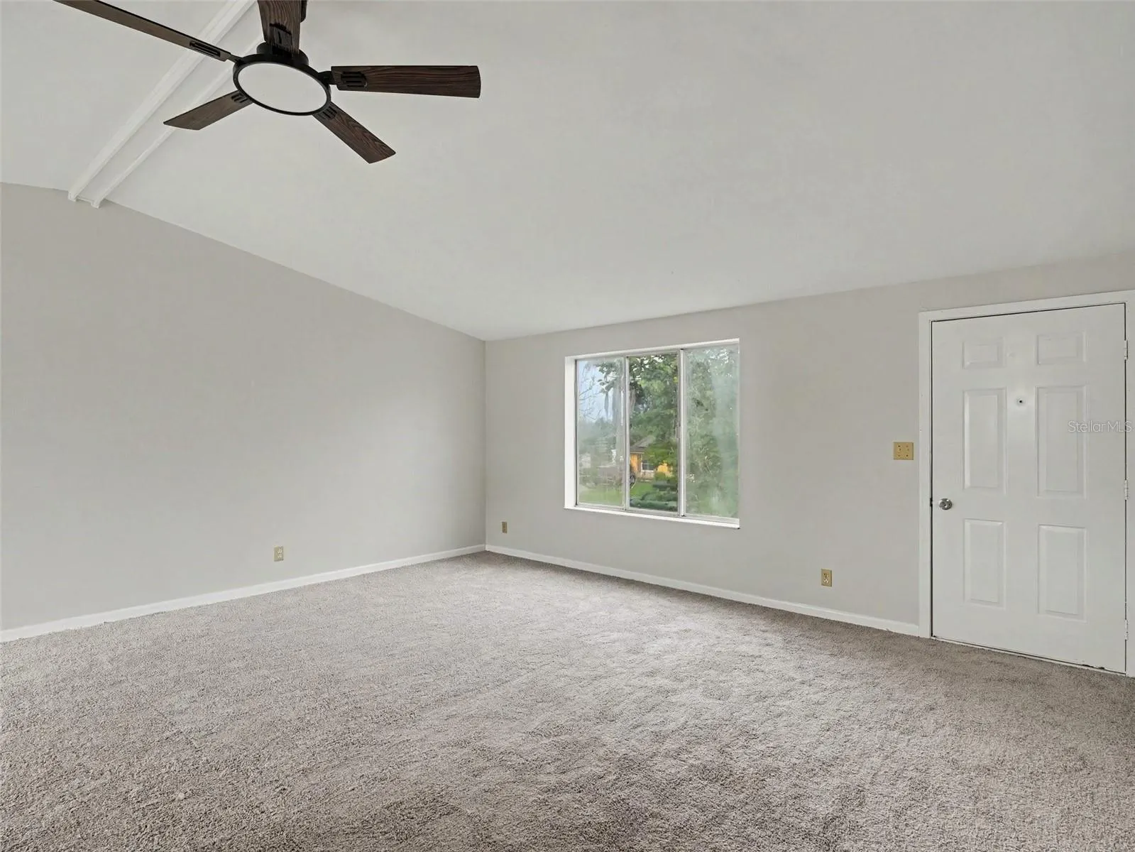 6306 FLORIDA CIR E
