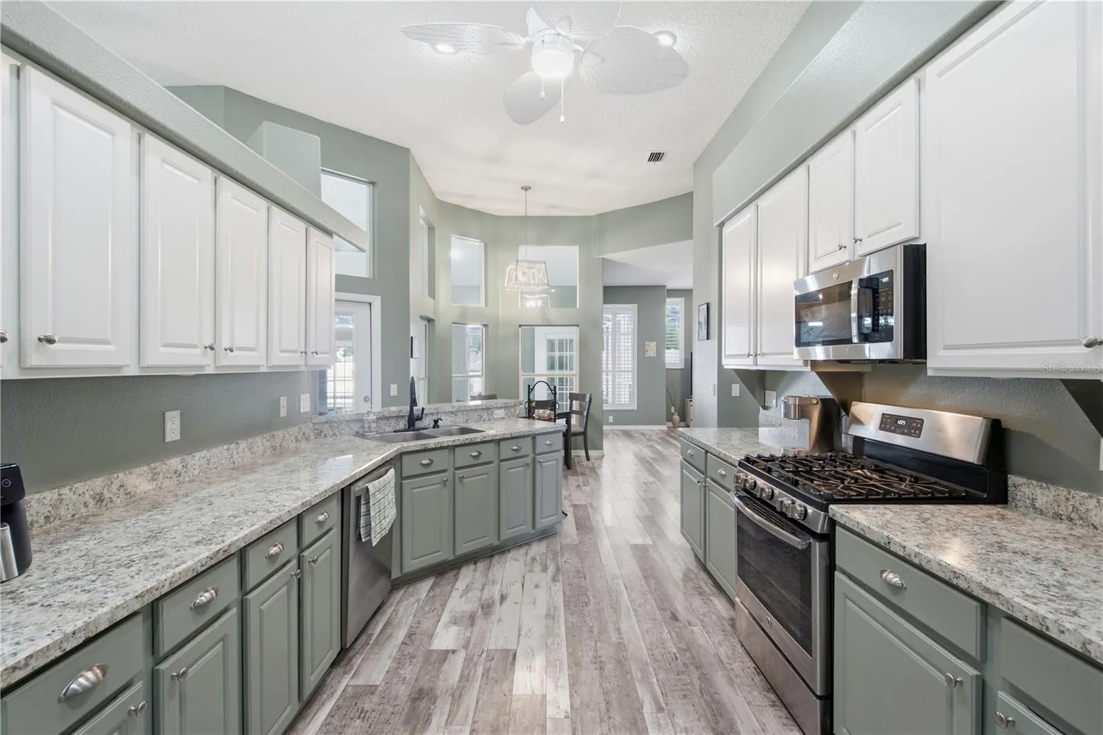 1187 BLACKRUSH DR