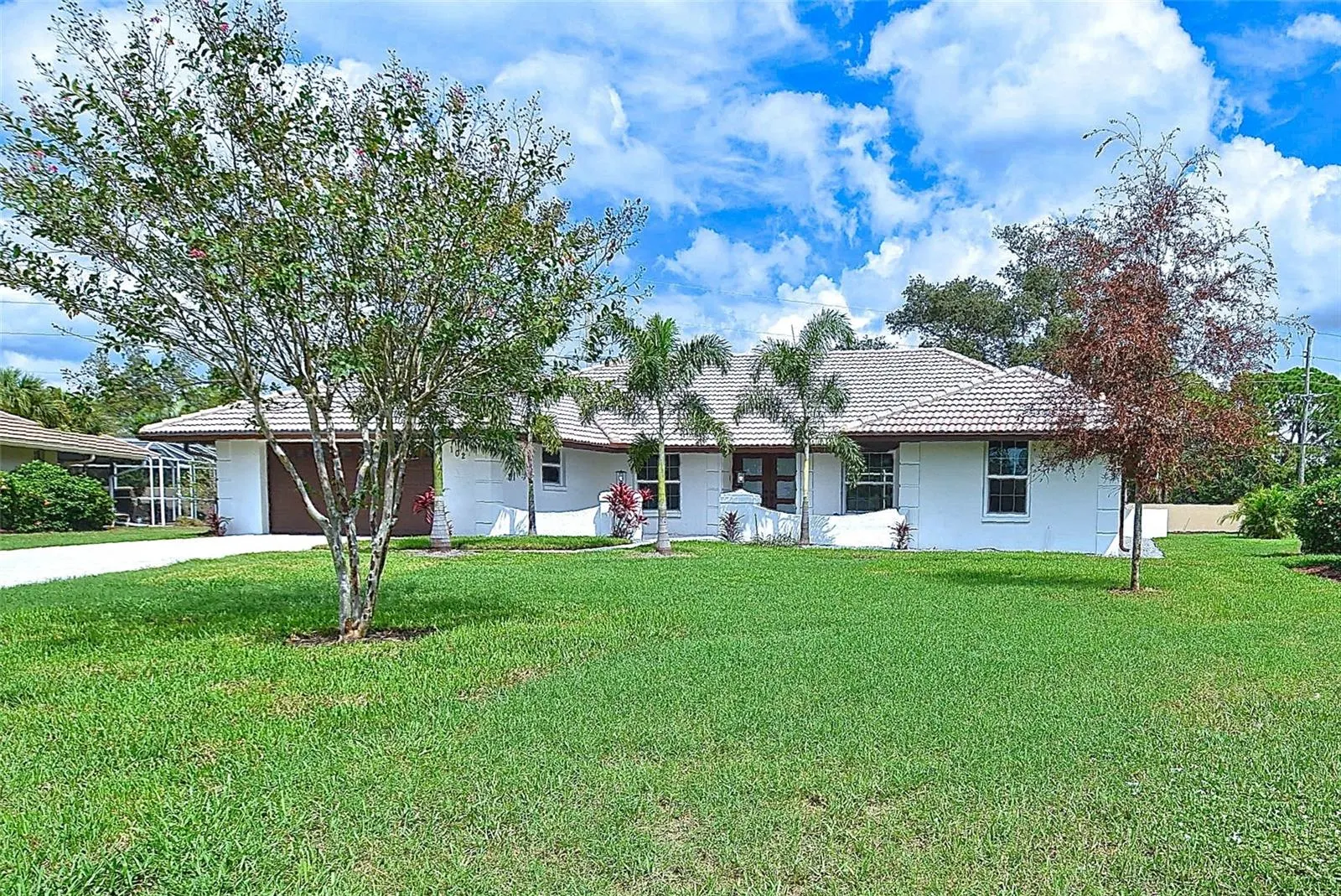 102 WINDWARD DR