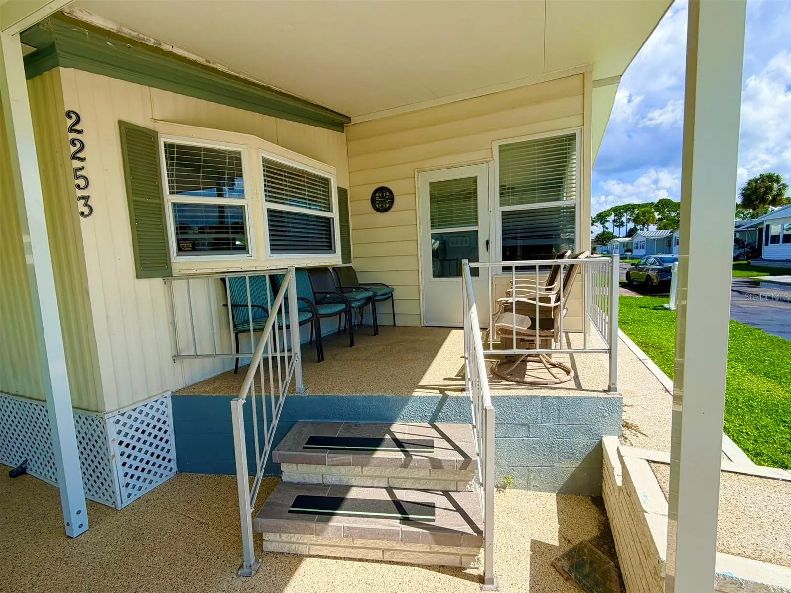 2253 PIAZZA DR