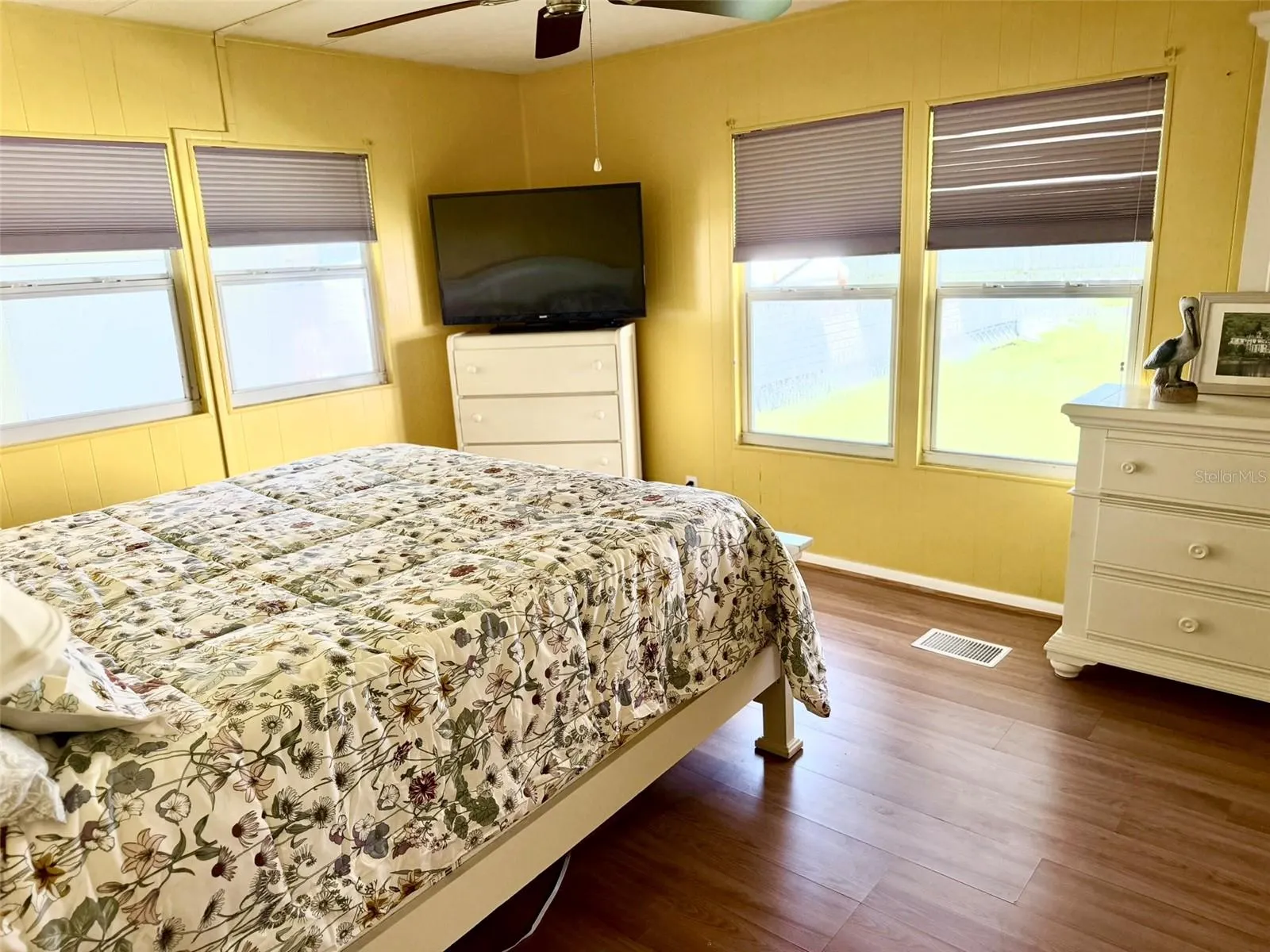 2253 PIAZZA DR