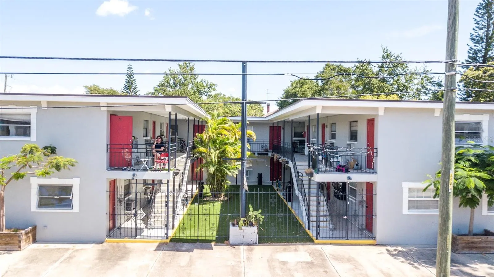 865 5TH AVE N #1A #1A