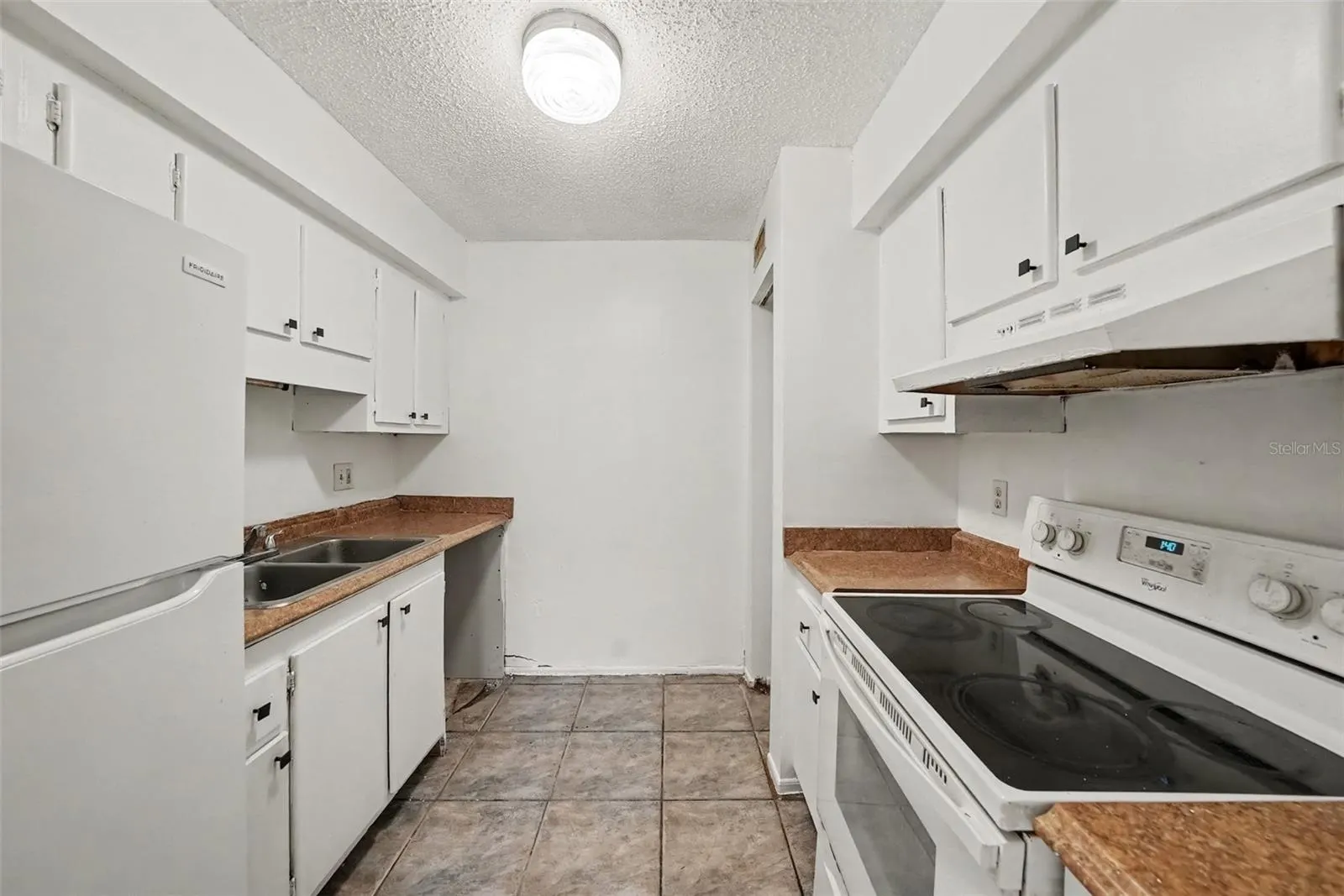 305 E WELLINGTON CT #64 #64