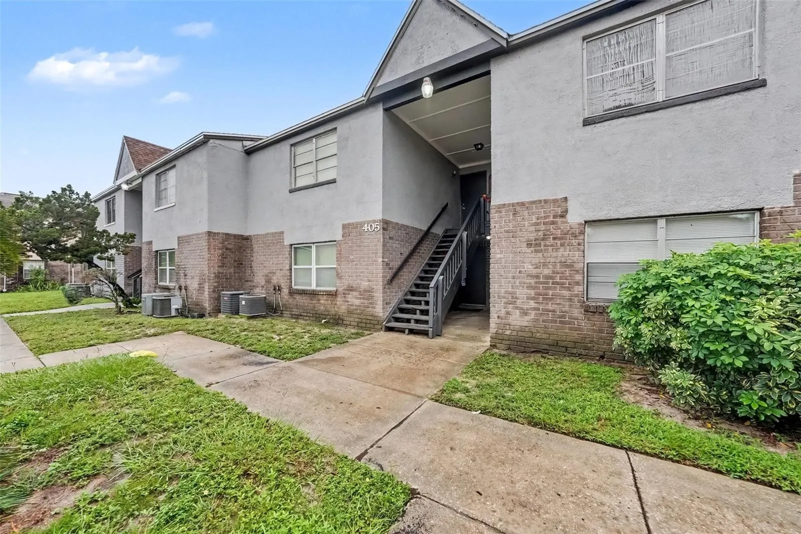 305 E WELLINGTON CT #64 #64