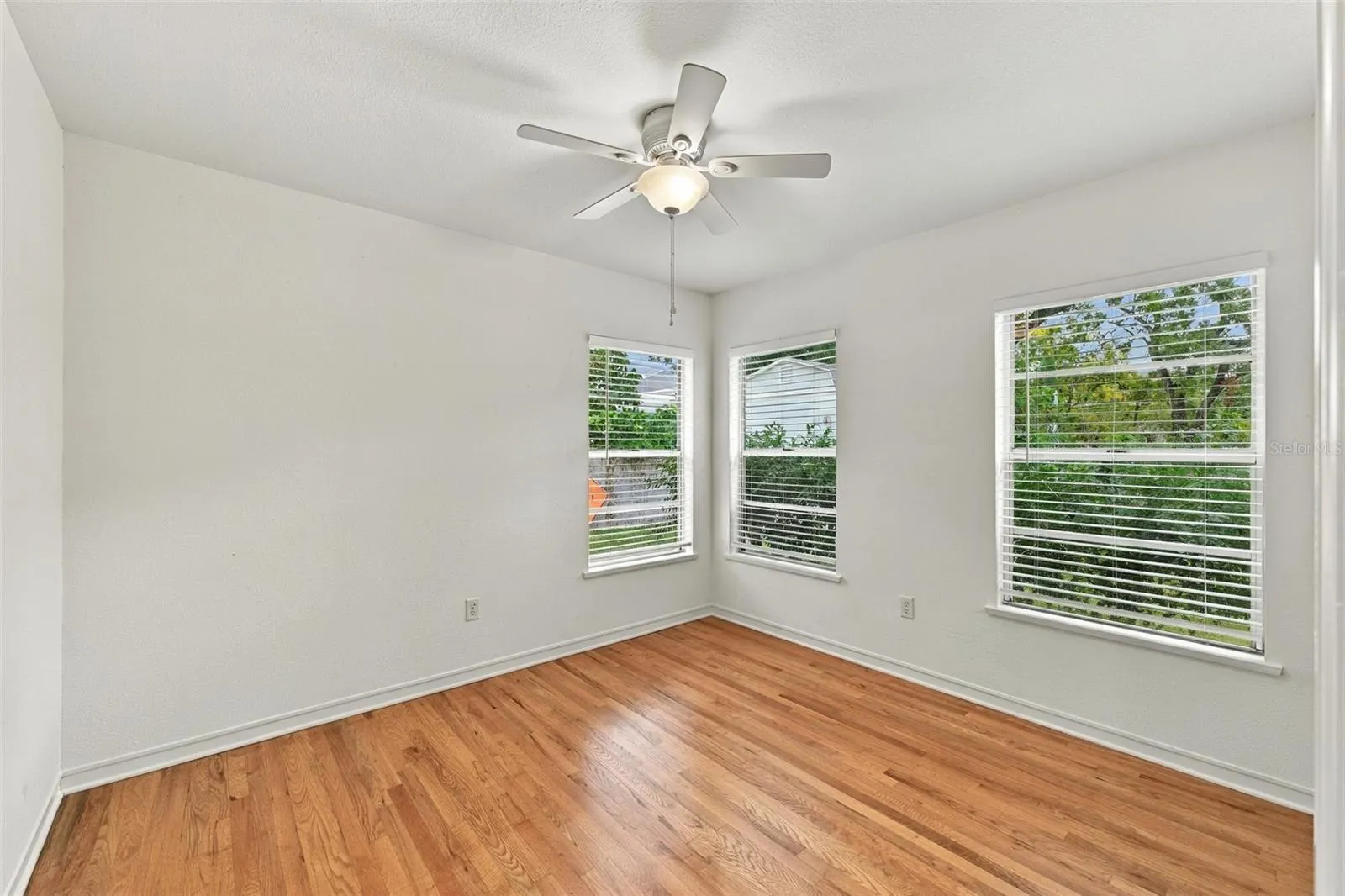 212 S BRADFORD AVE