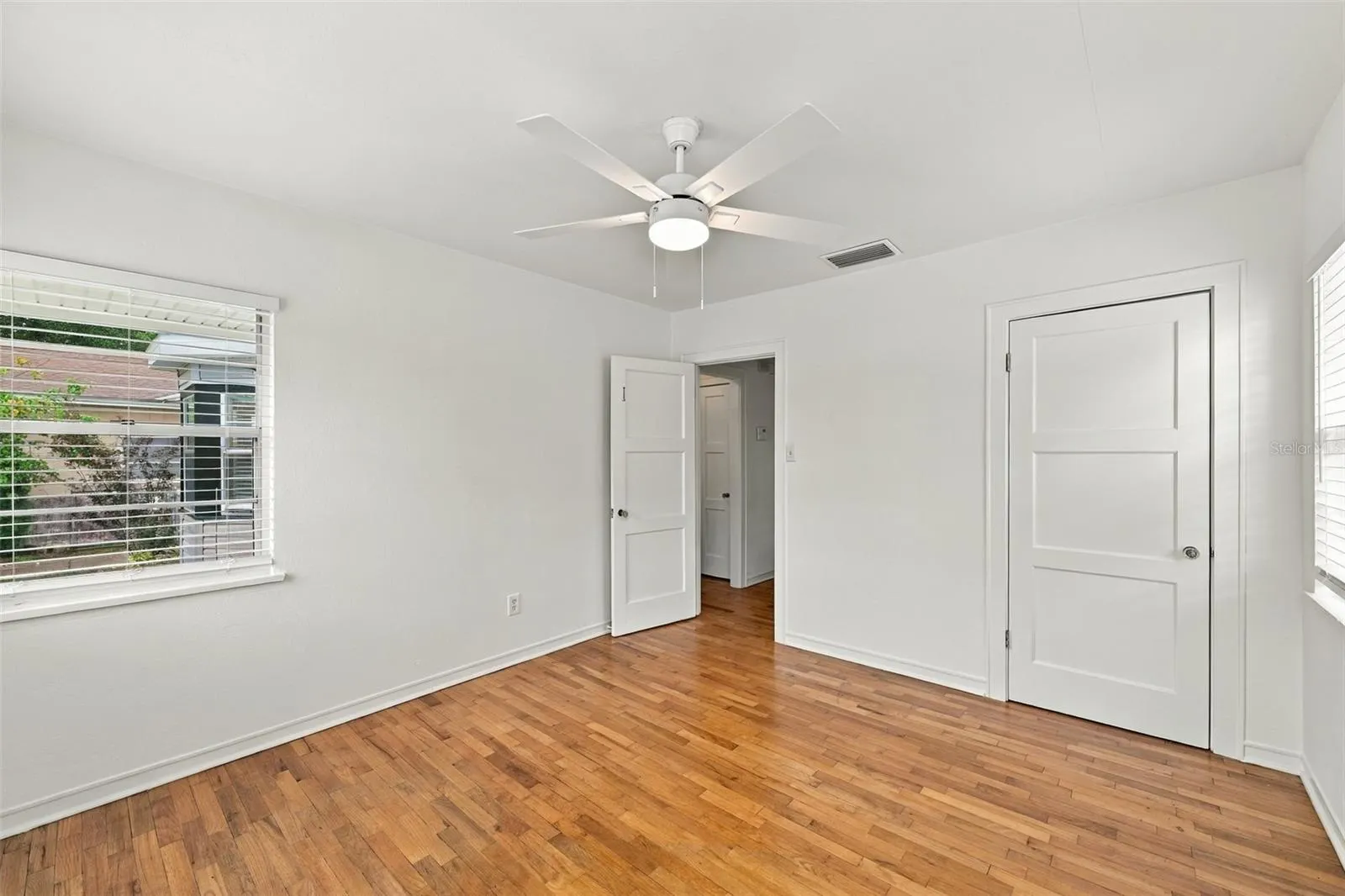 212 S BRADFORD AVE