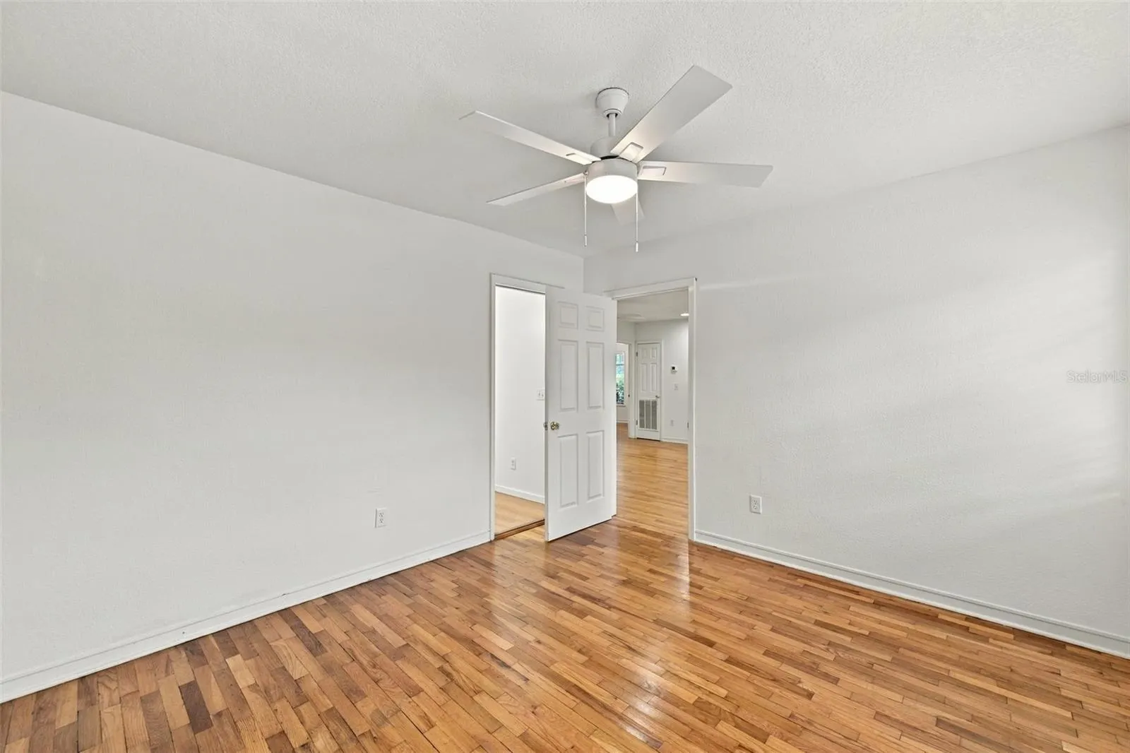 212 S BRADFORD AVE