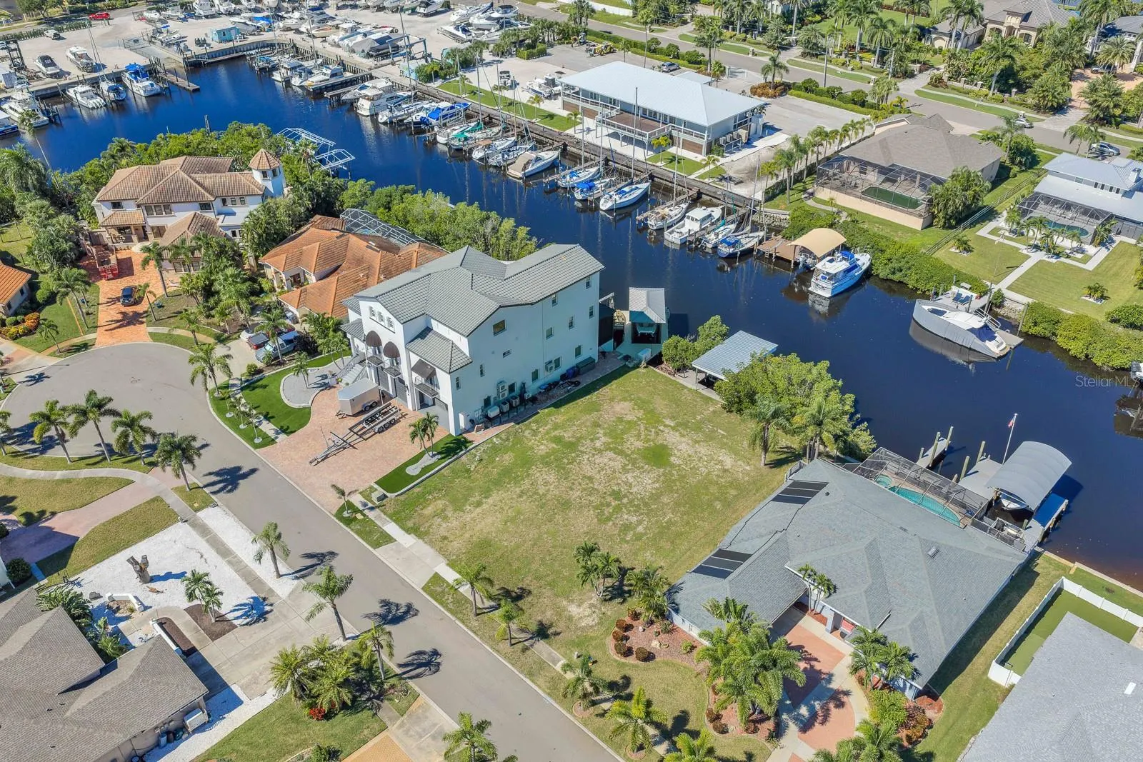 6508 BLACKFIN WAY