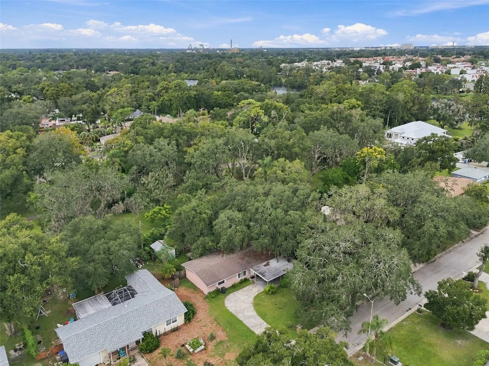 8010 SHARON DR