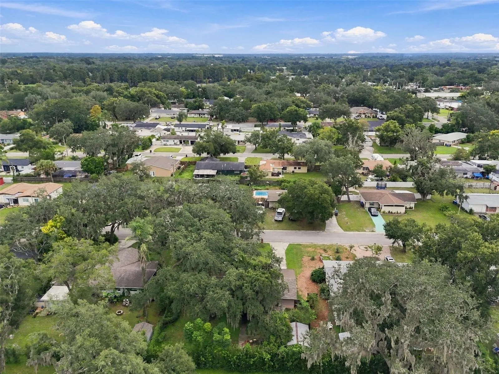 8010 SHARON DR