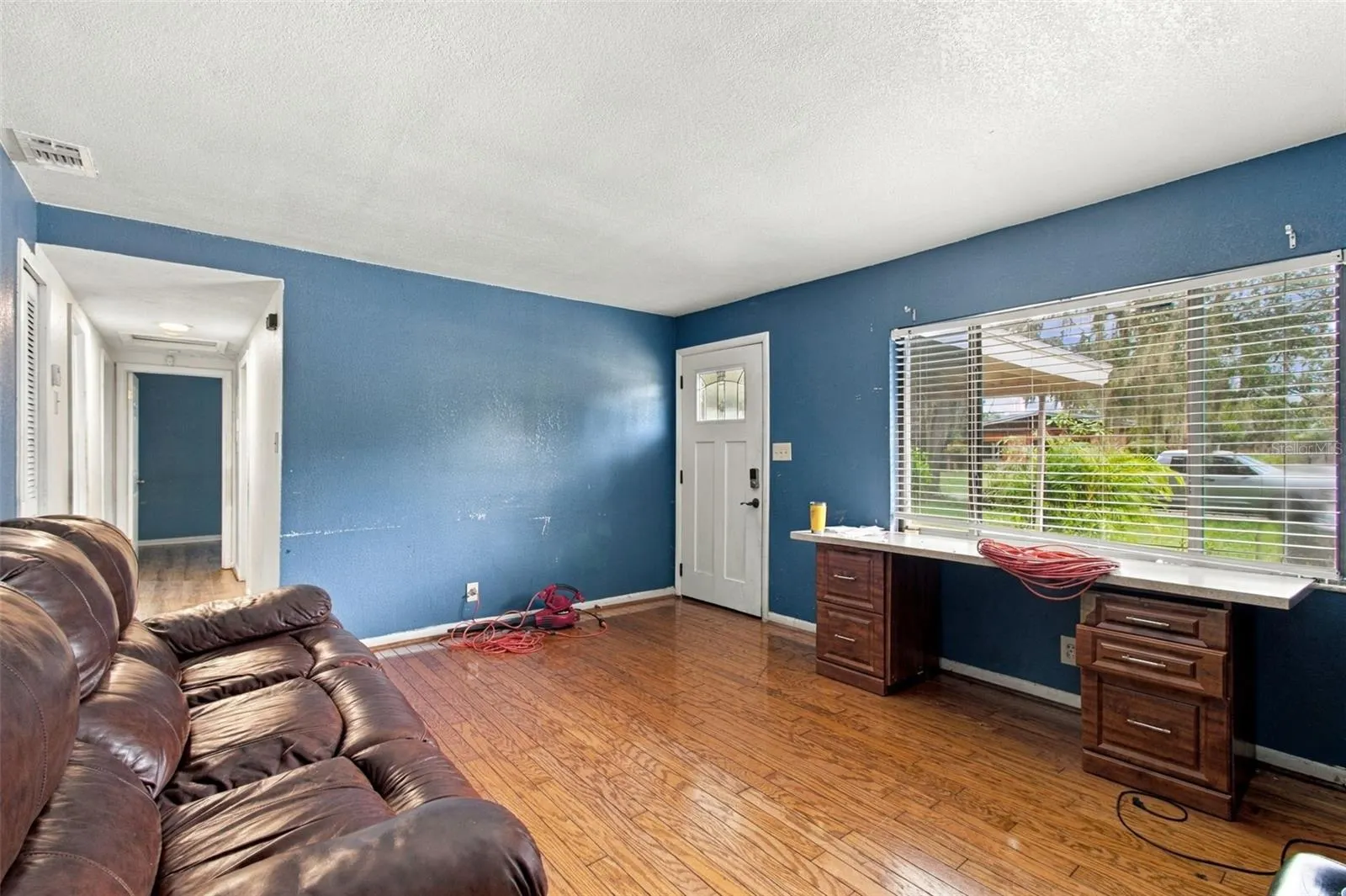 8010 SHARON DR