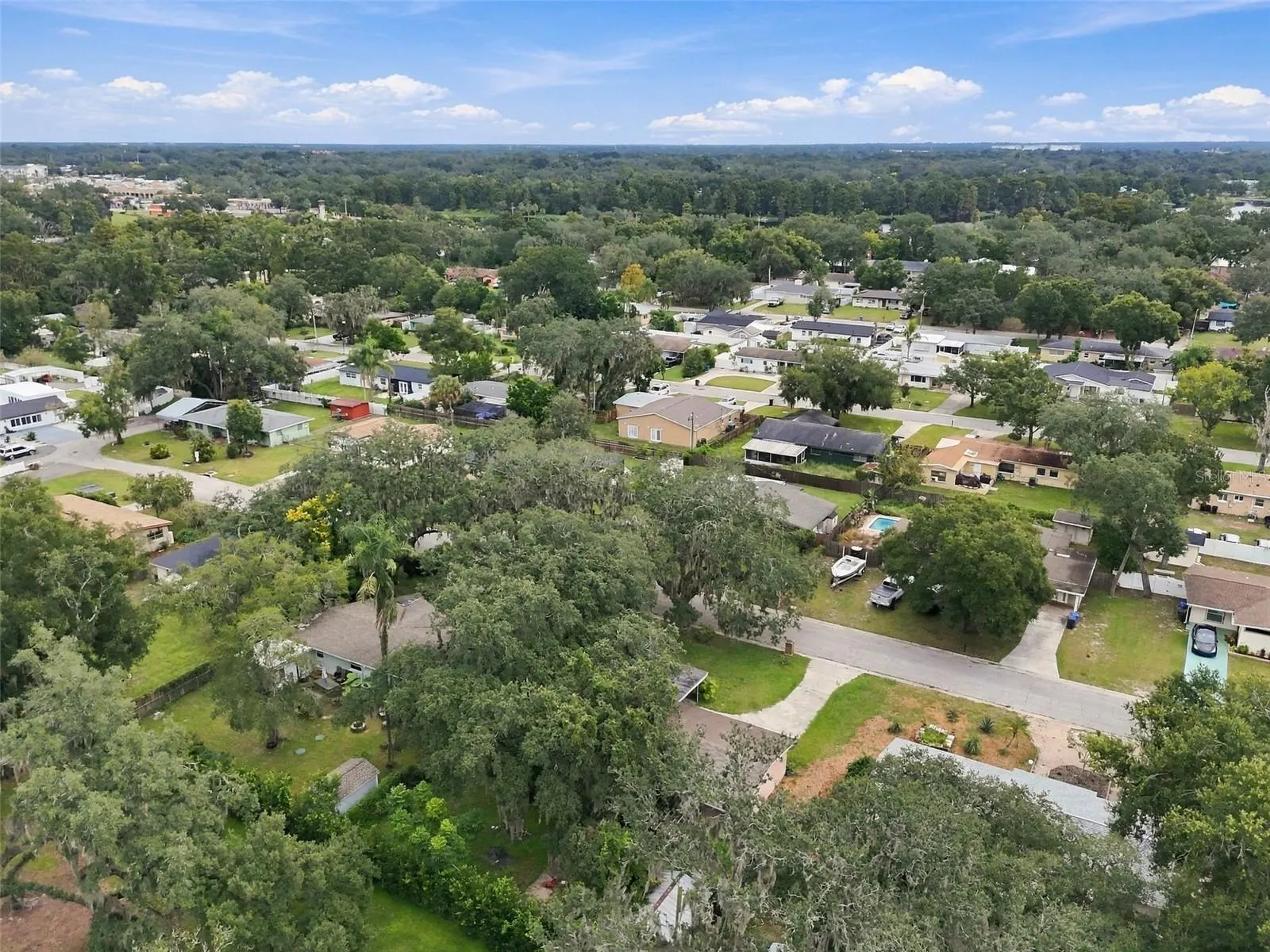 8010 SHARON DR