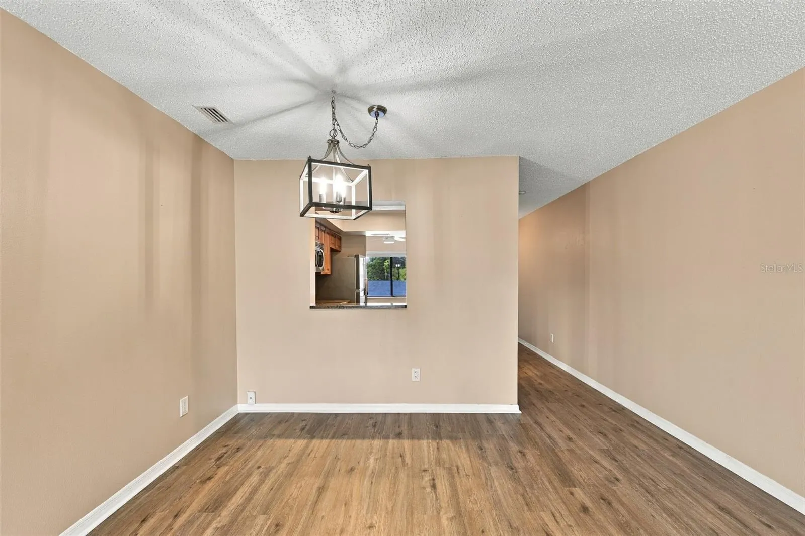 3165 LANDMARK DR #724 #724