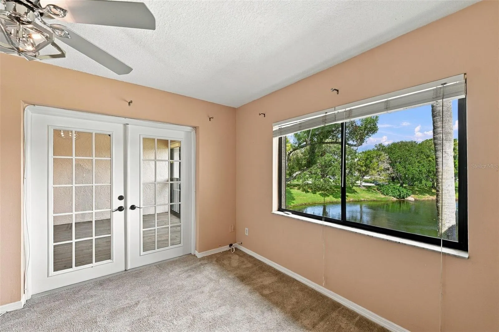 3165 LANDMARK DR #724 #724