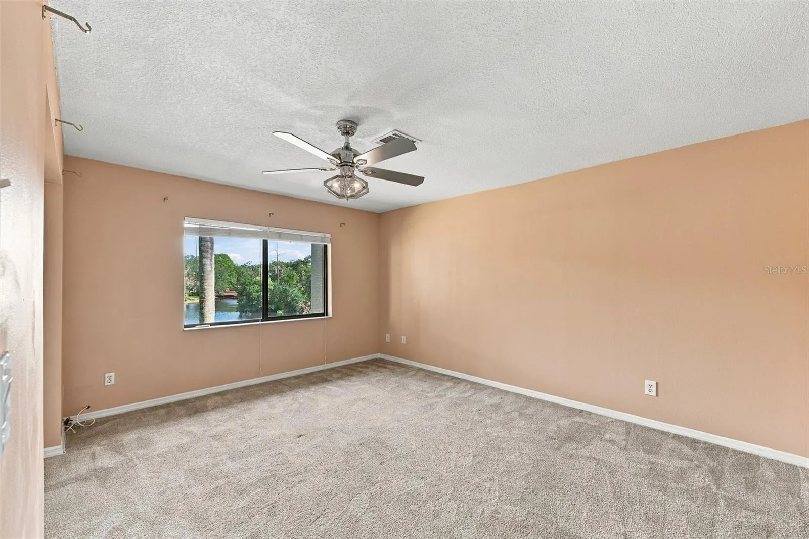 3165 LANDMARK DR #724 #724