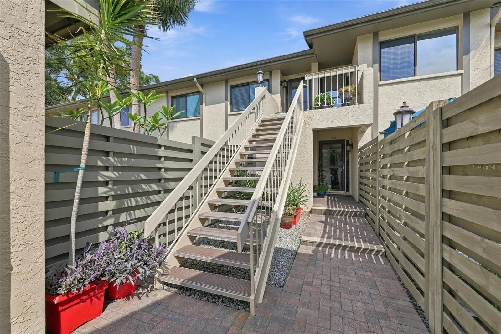 3165 LANDMARK DR #724 #724