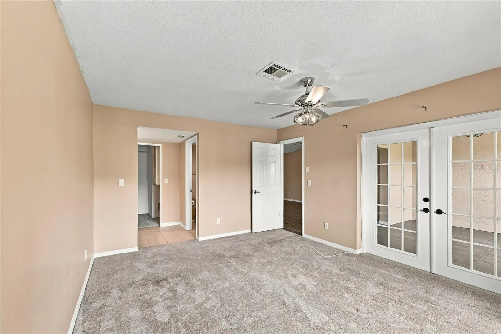 3165 LANDMARK DR #724 #724