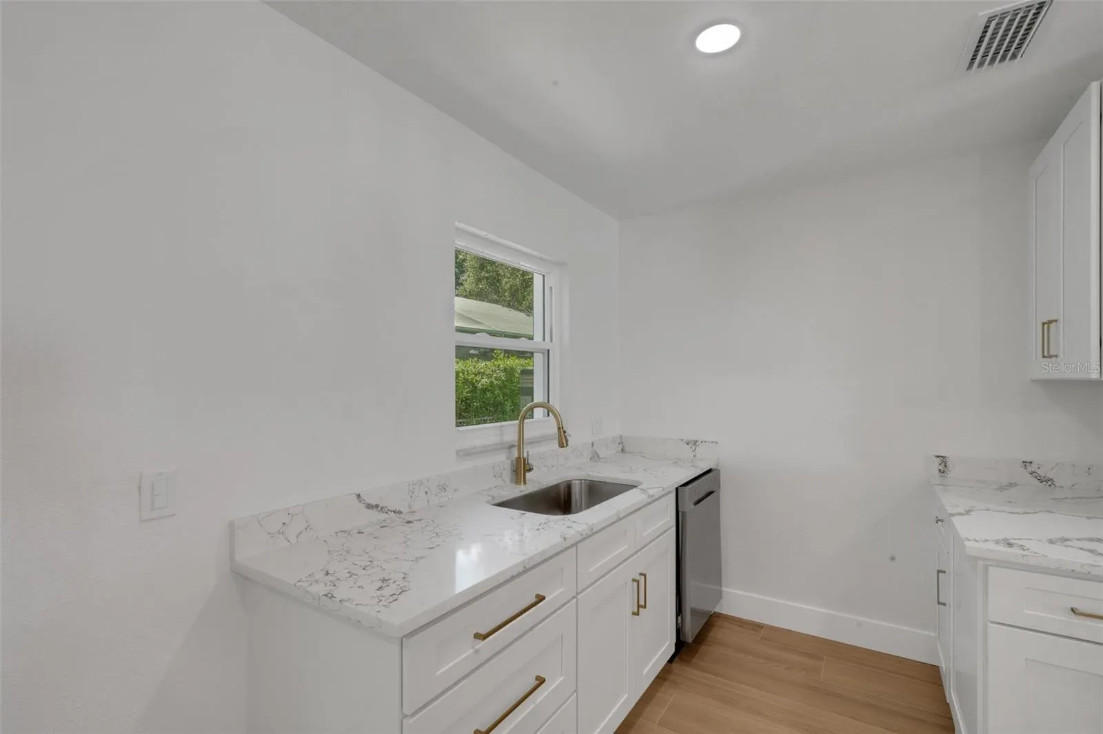 233 BEL FOREST DR #2 #2