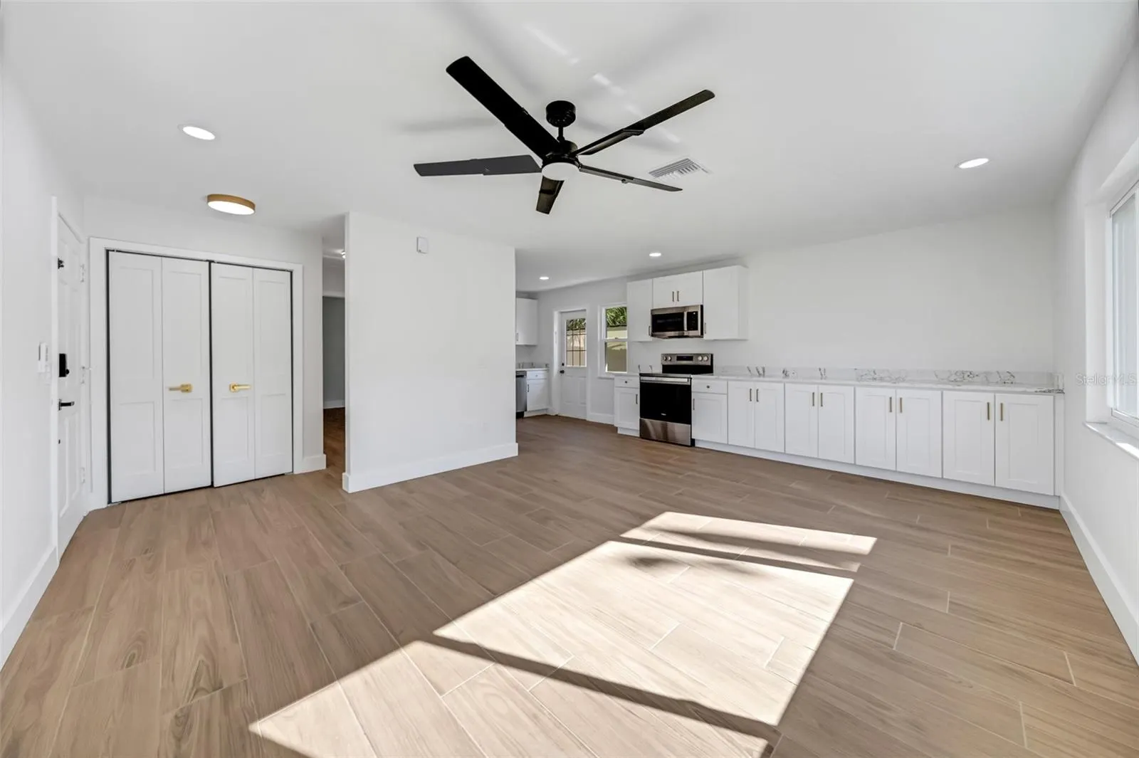 233 BEL FOREST DR #3 #3