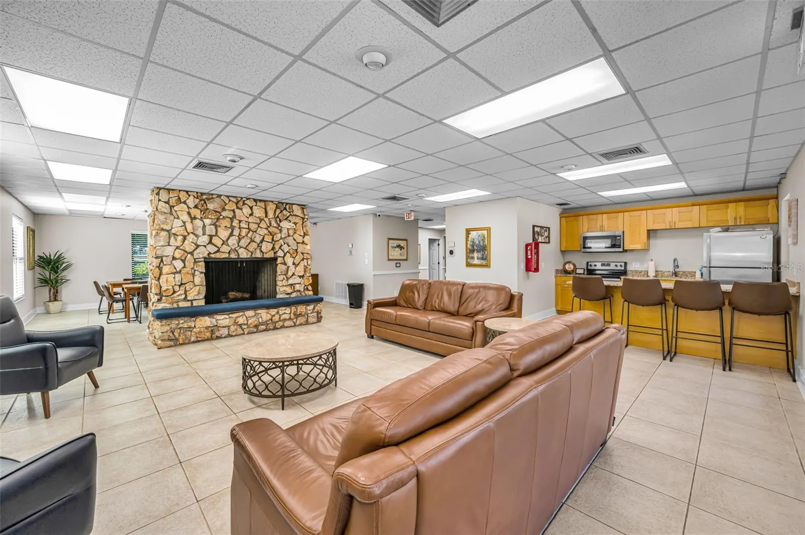 520 SANDY HOOK RD