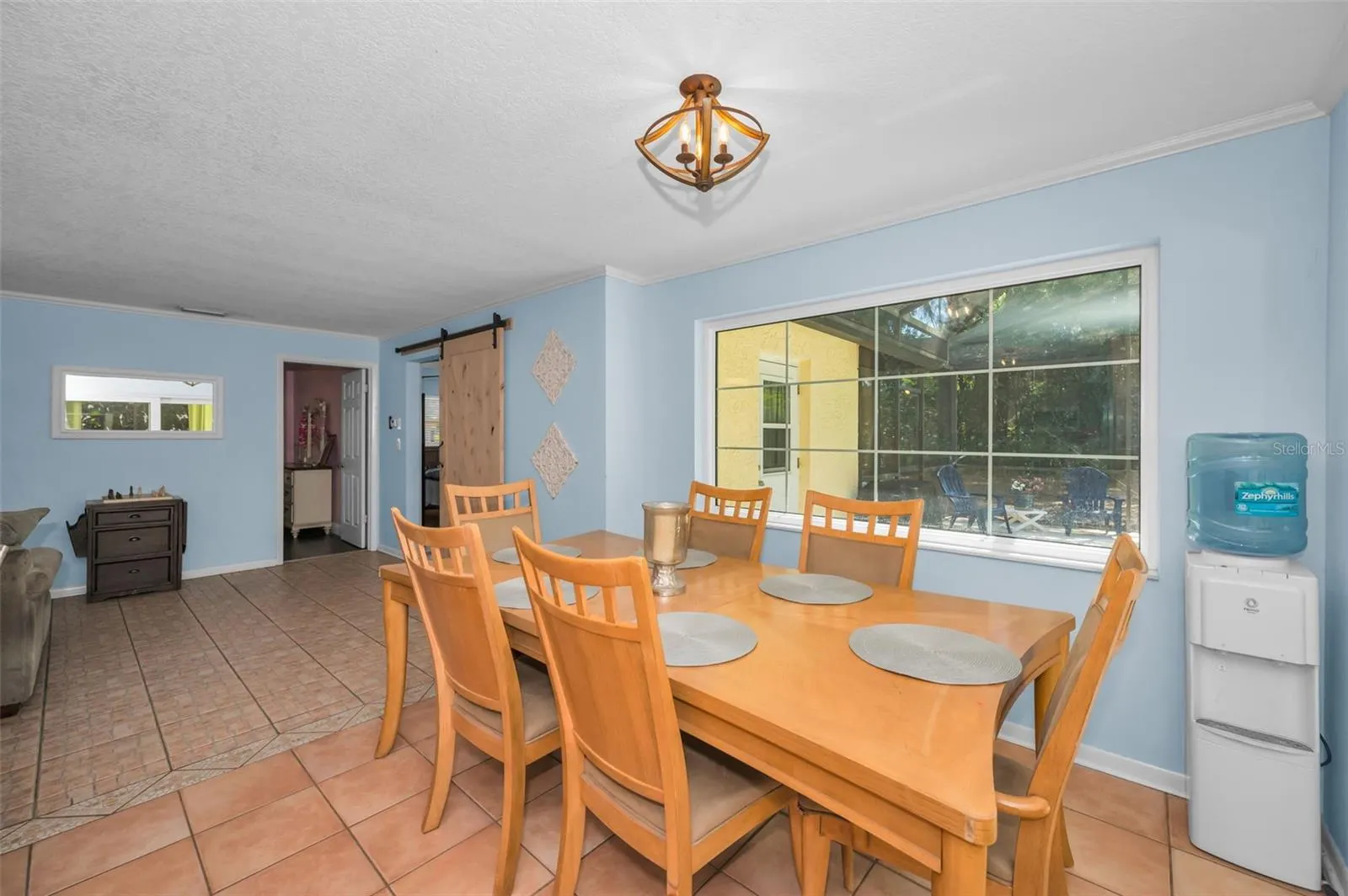 520 SANDY HOOK RD