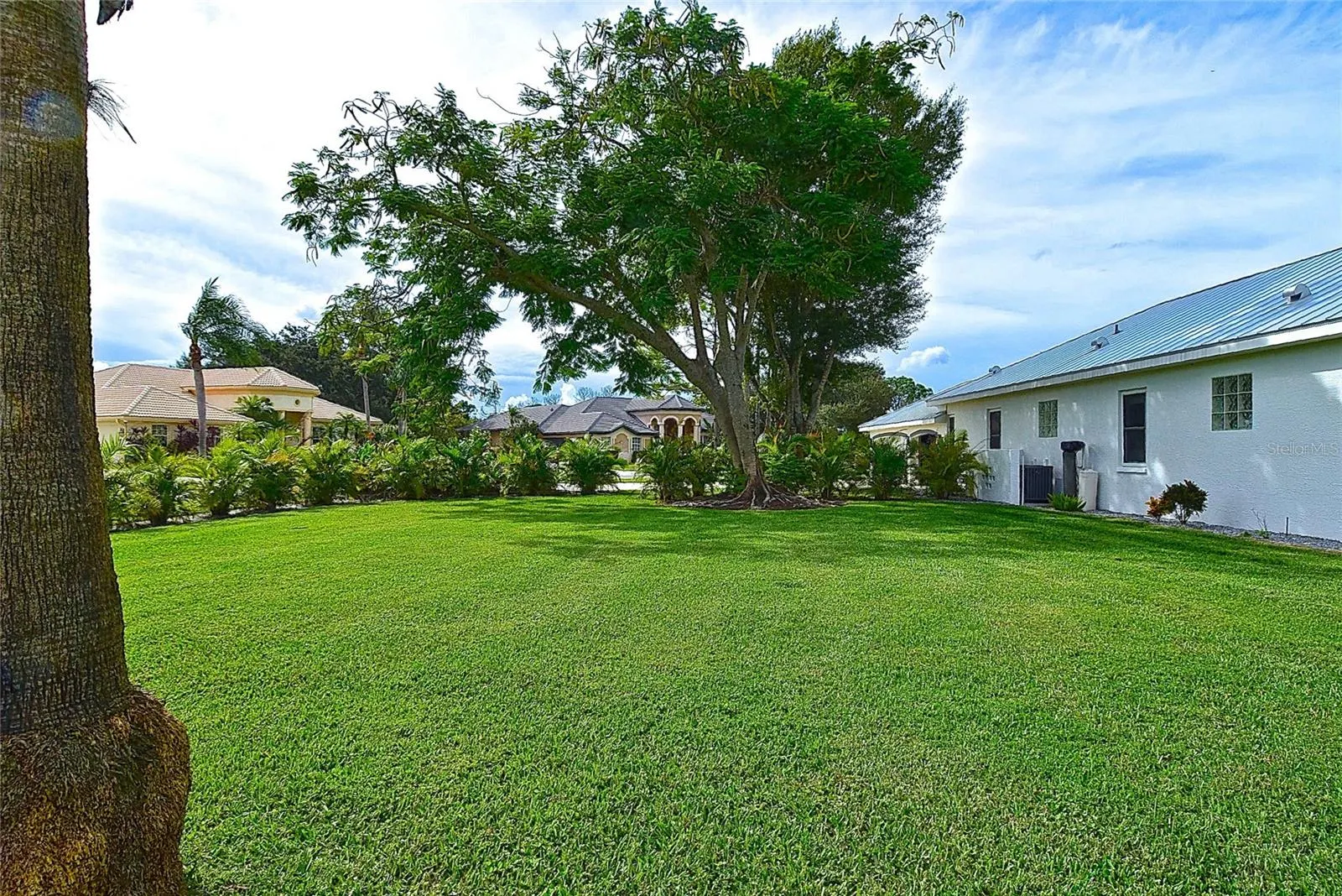 8309 MISTY LAKE CIR