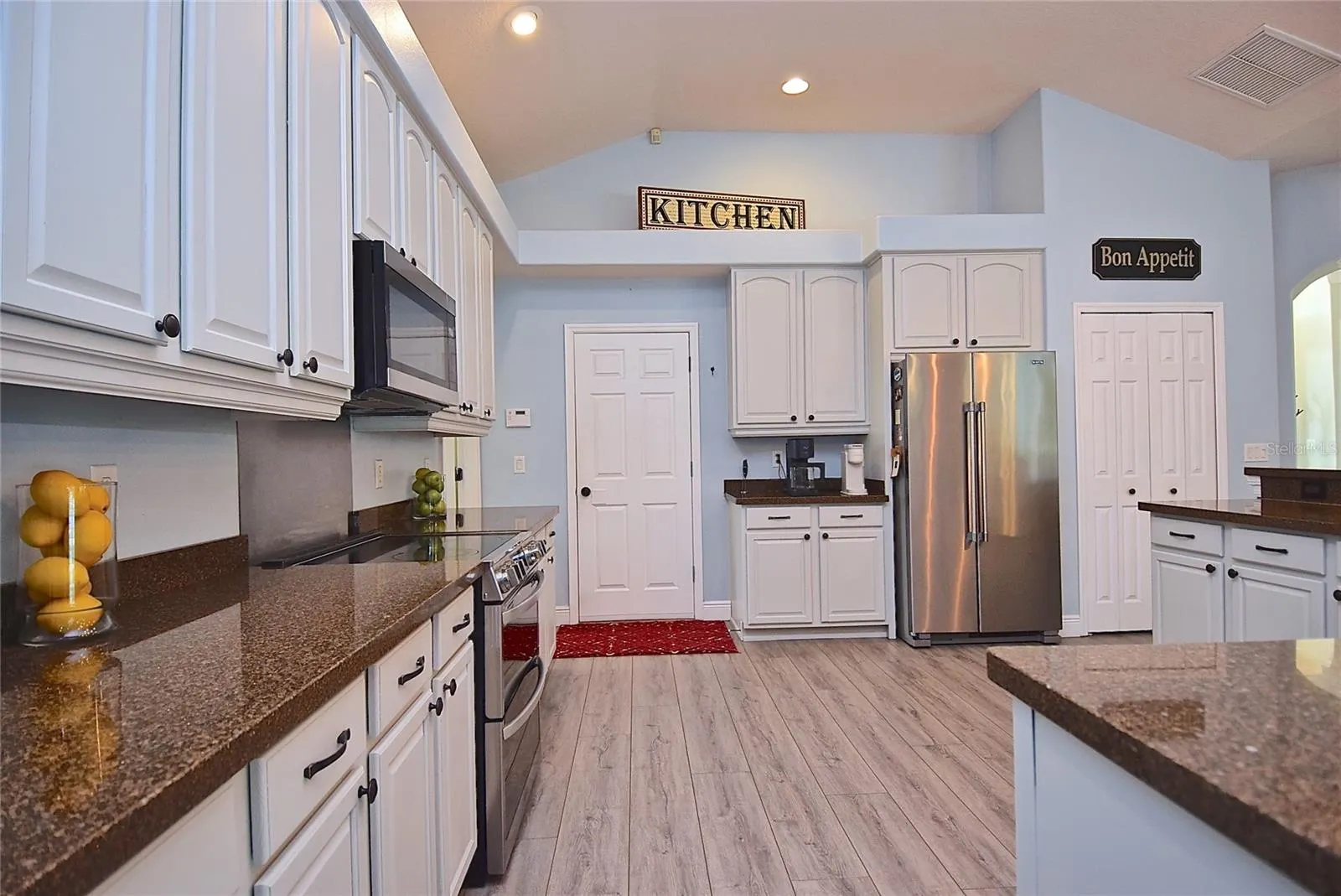 8309 MISTY LAKE CIR