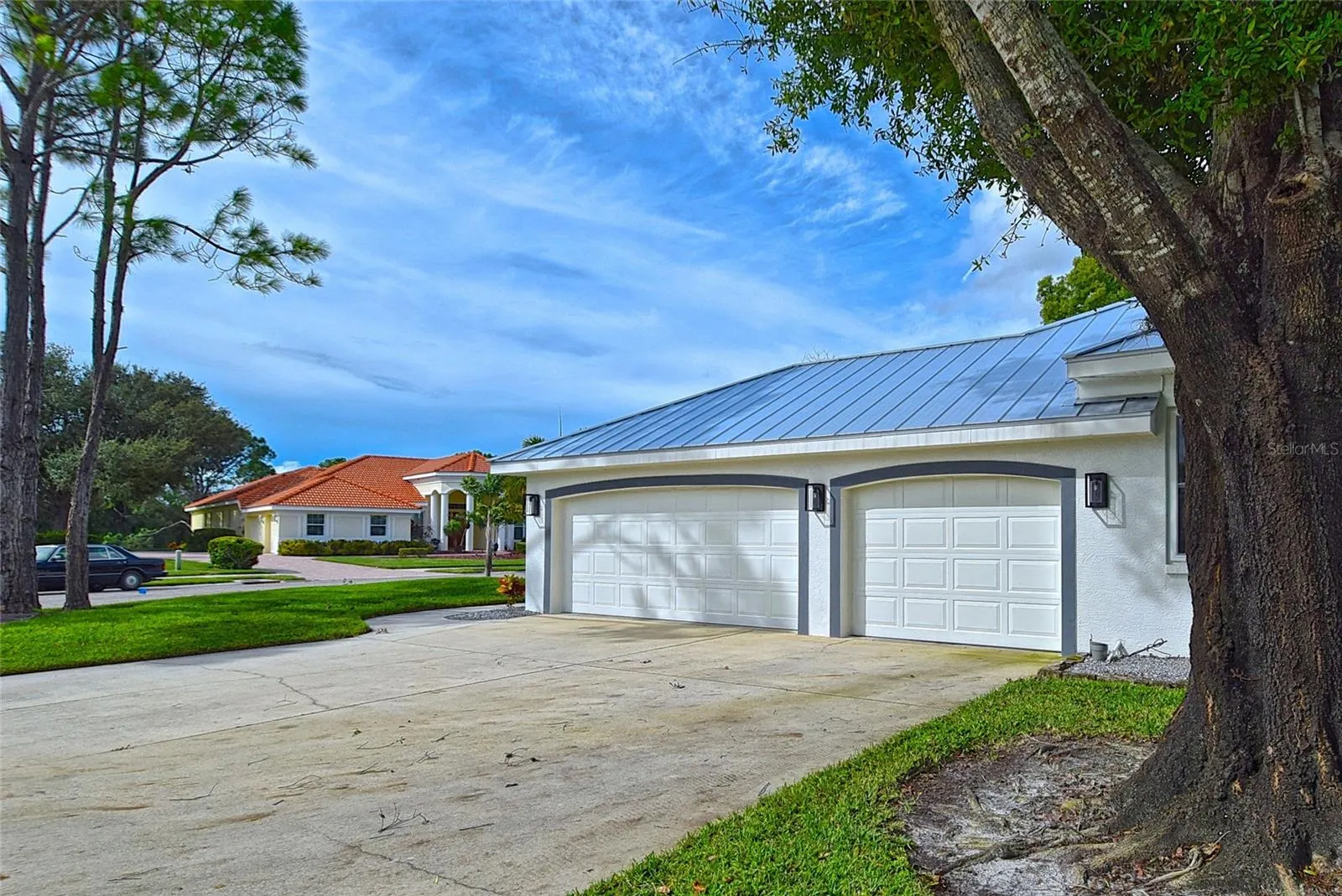 8309 MISTY LAKE CIR