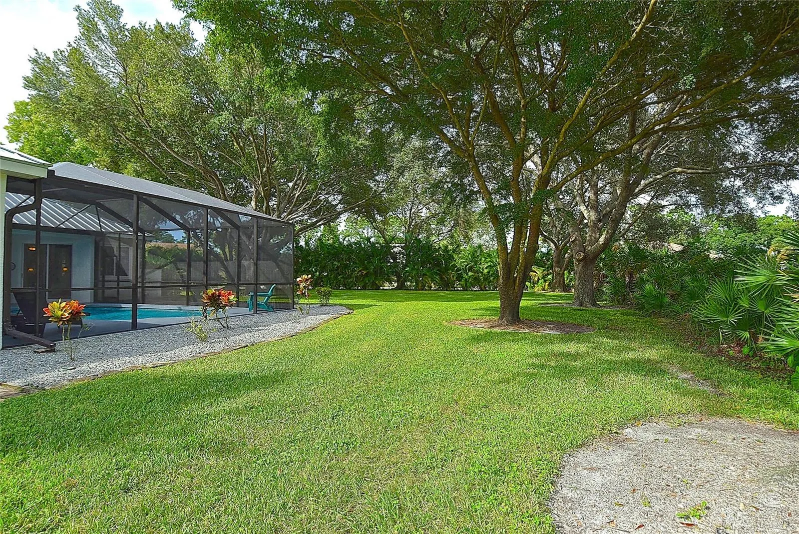 8309 MISTY LAKE CIR