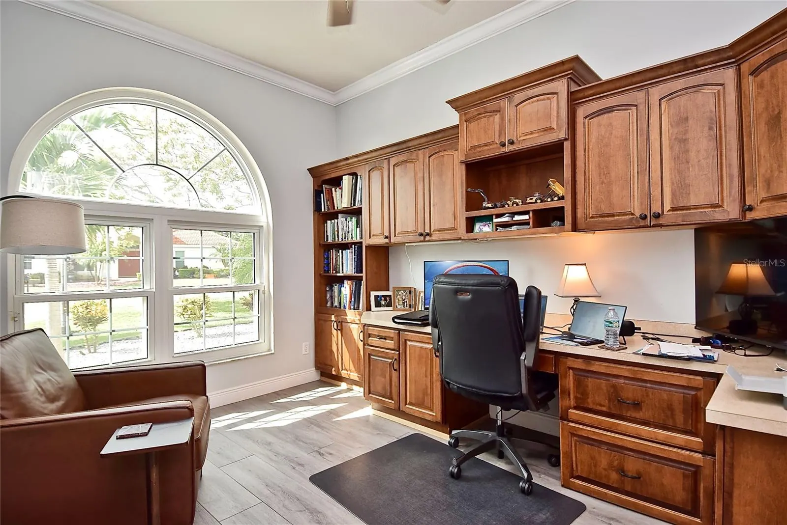 8309 MISTY LAKE CIR