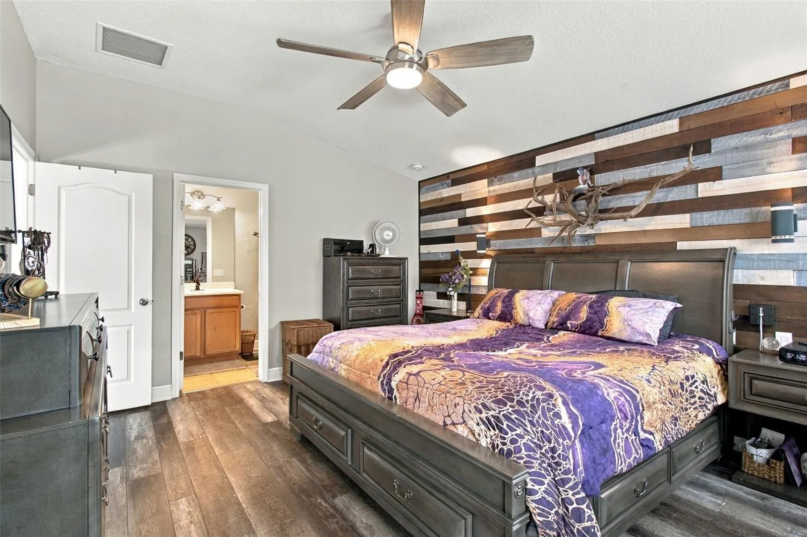 15412 QUAIL WOODS PL