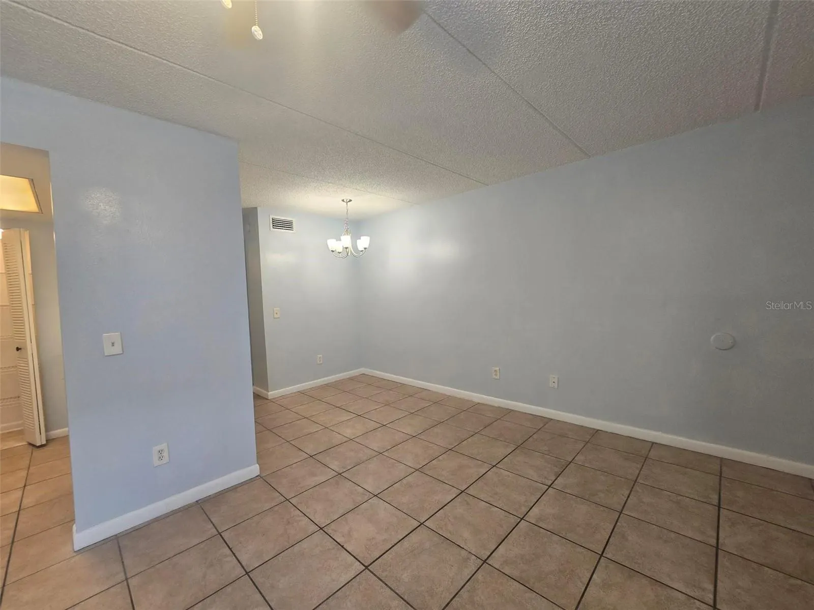 4922 W GANDY BLVD #G102 #G102