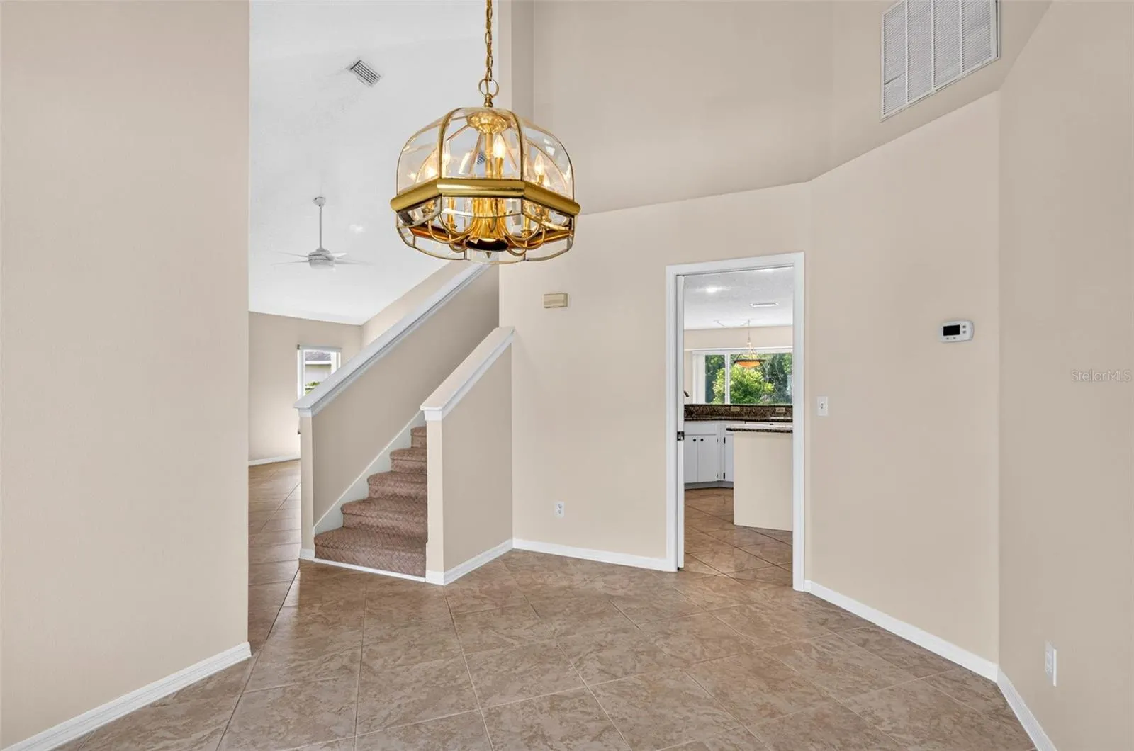 1704 TREMONT CT