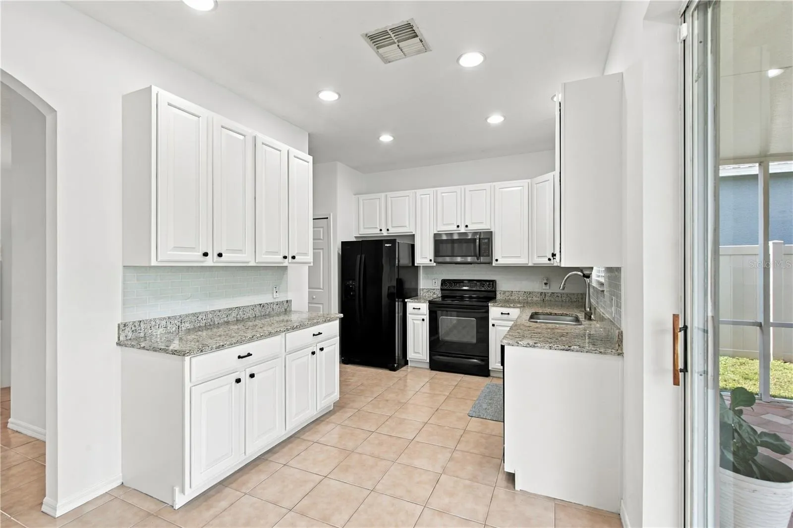 7711 BINGHAM CT