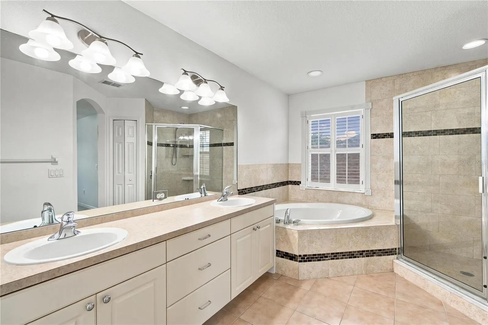 7711 BINGHAM CT