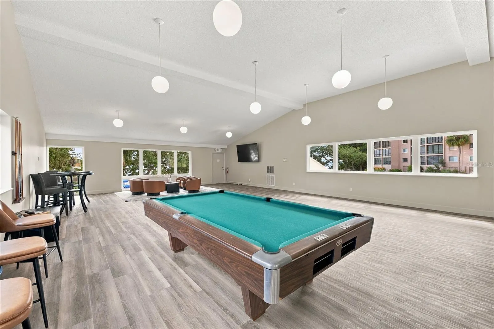 98 S HIGHLAND AVE #1302 #1302