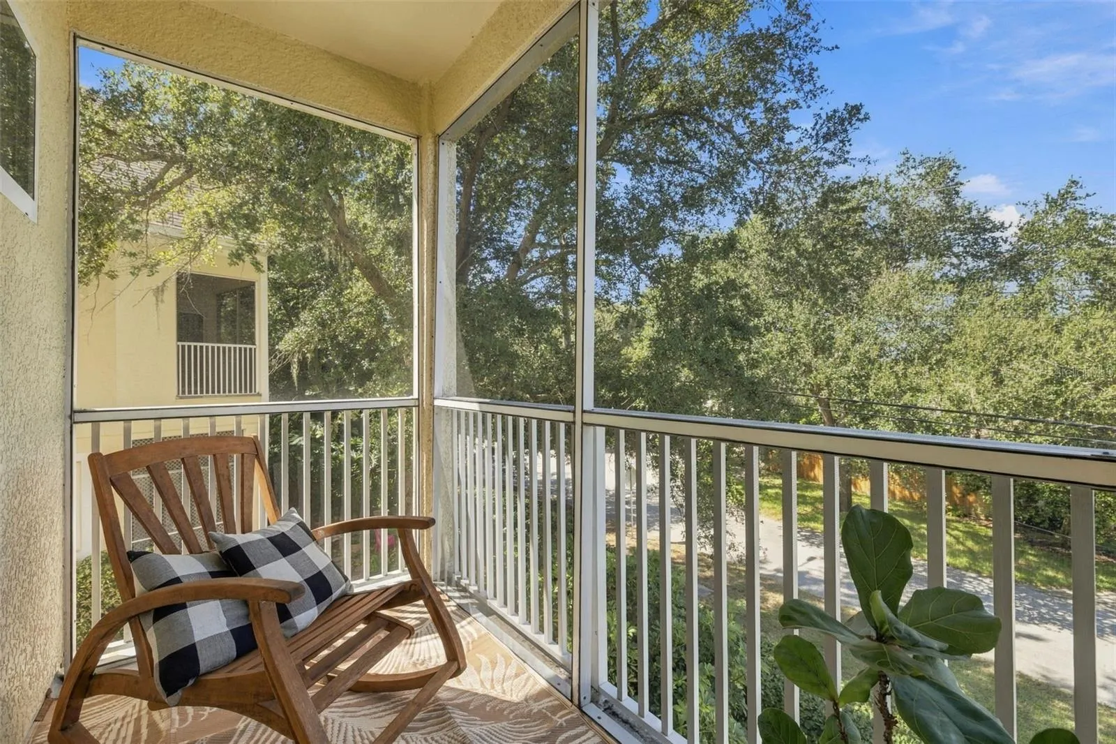 98 S HIGHLAND AVE #1302 #1302