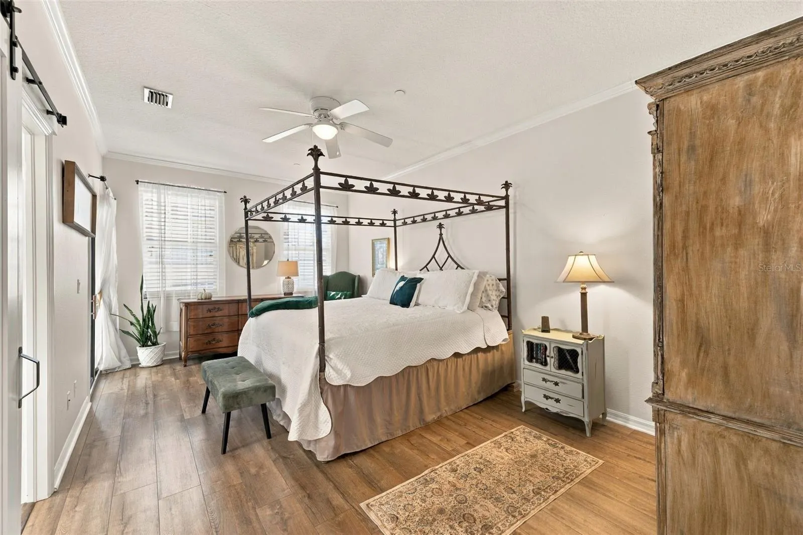 98 S HIGHLAND AVE #1302 #1302