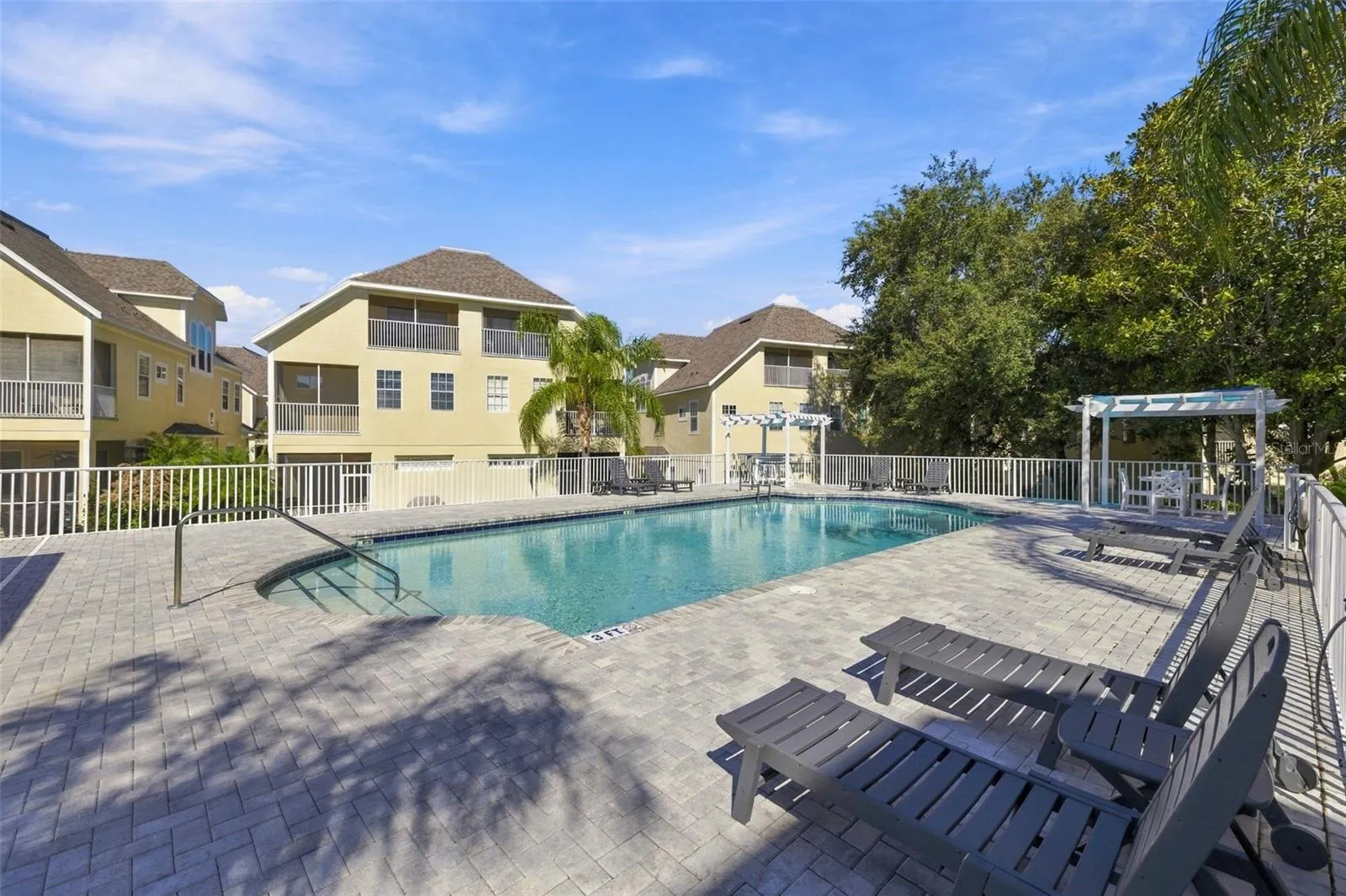 98 S HIGHLAND AVE #1302 #1302