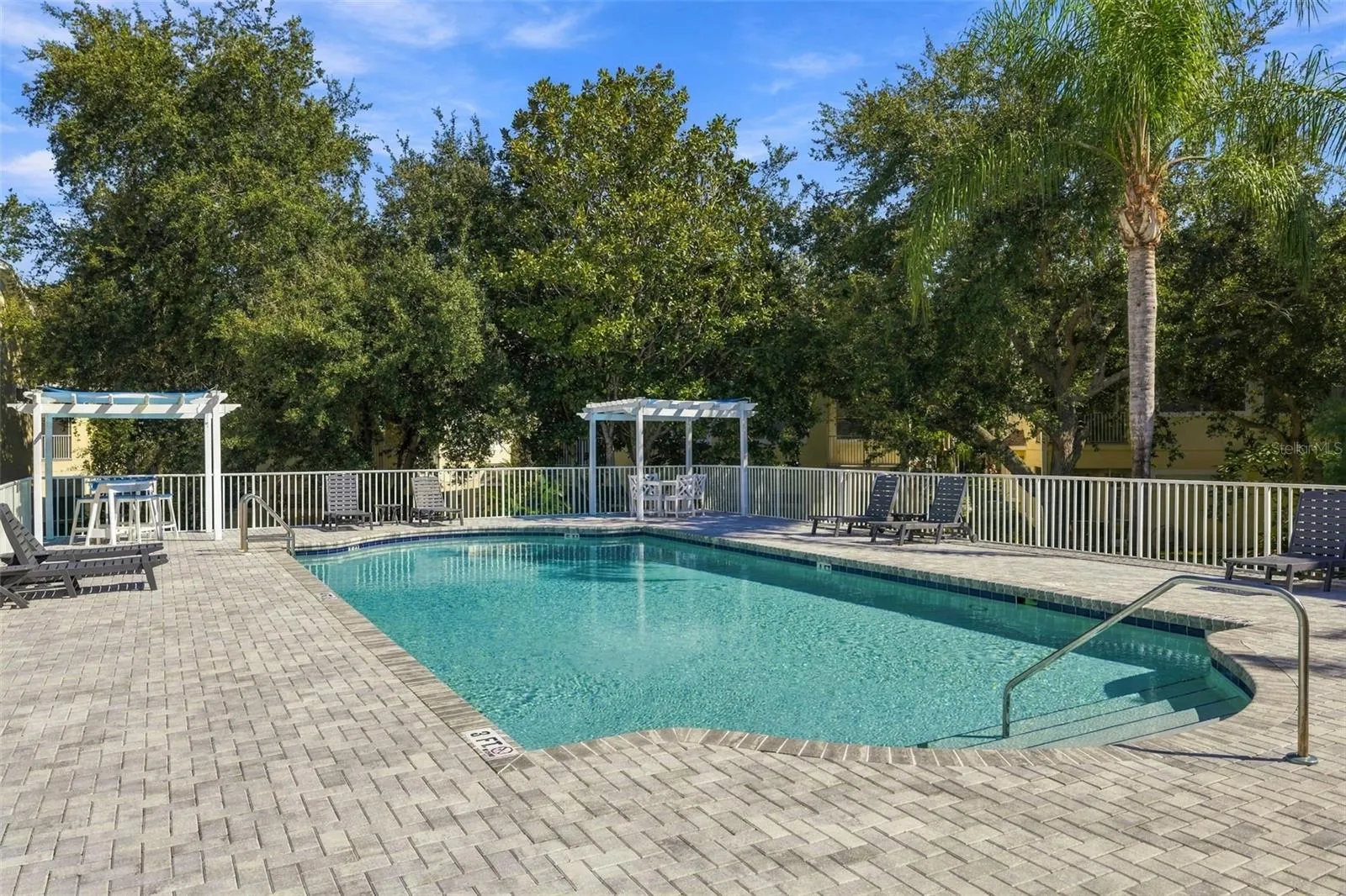 98 S HIGHLAND AVE #1302 #1302
