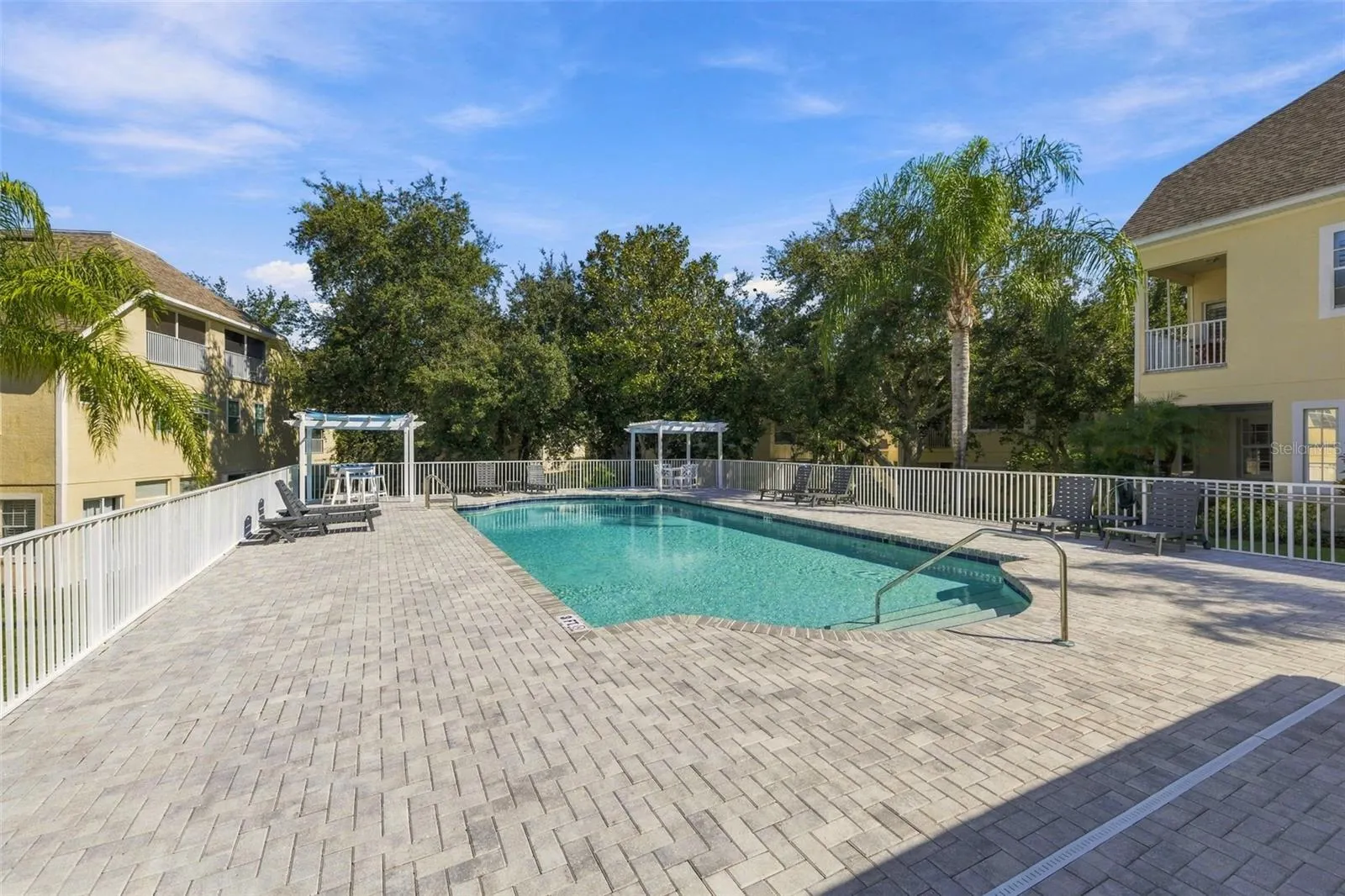98 S HIGHLAND AVE #1302 #1302
