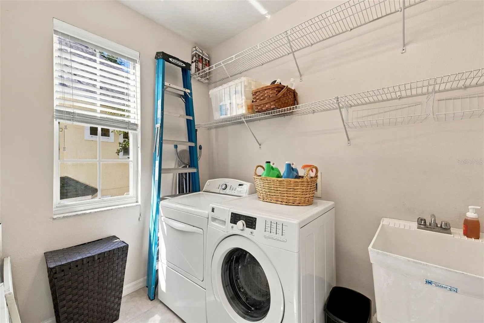 98 S HIGHLAND AVE #1302 #1302